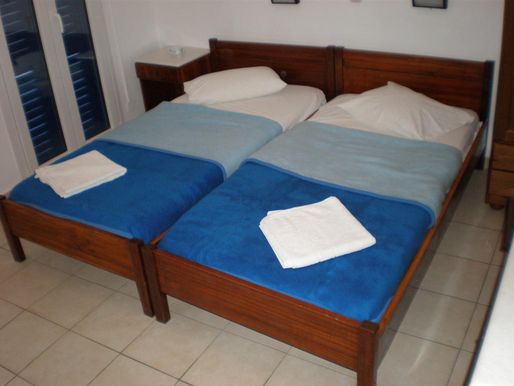 Chrysa Daire Antiparos Town Oda fotoğraf
